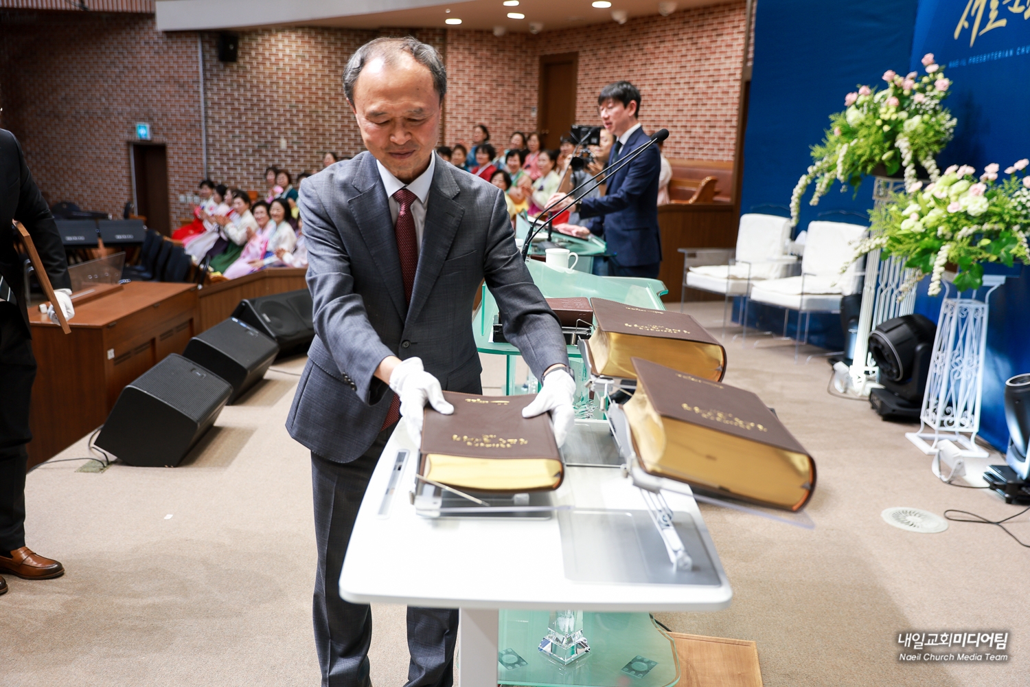 50주년감사예배 (33).jpg
